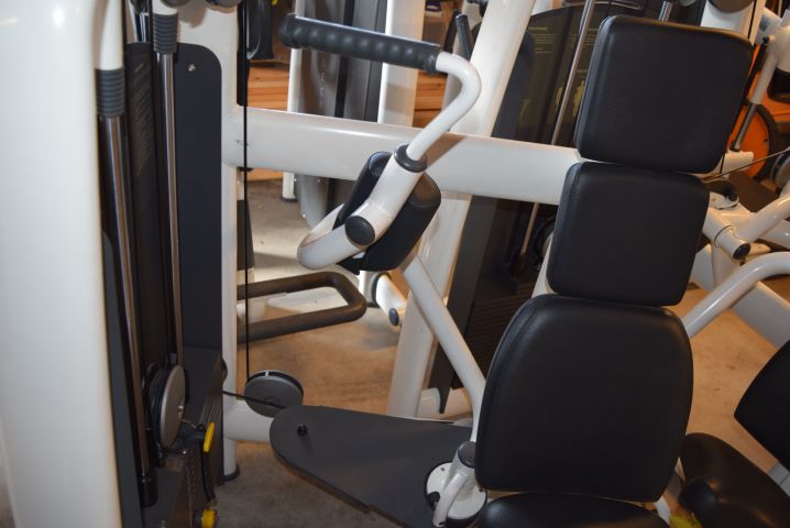 799779-1 Technogym - Pectoral Machine