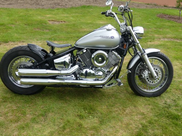 735919-6 Yamaha XVS 1100 -03