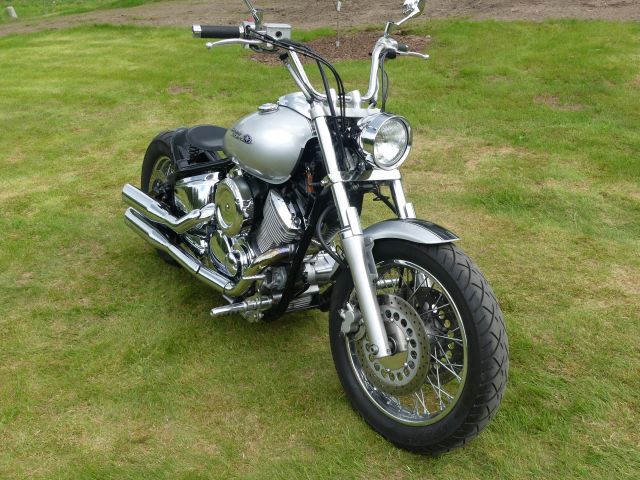 735919-7 Yamaha XVS 1100 -03