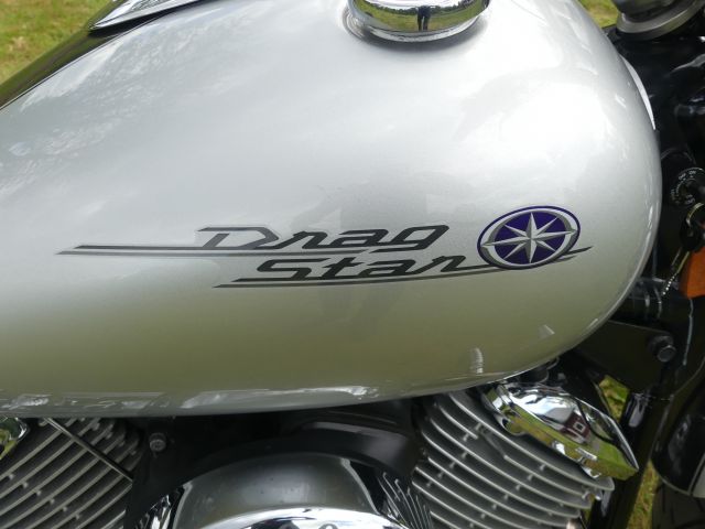 735919-11 Yamaha XVS 1100 -03