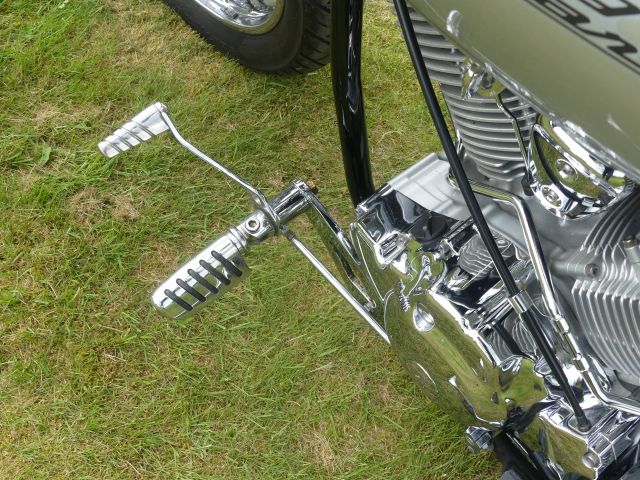 735919-17 Yamaha XVS 1100 -03