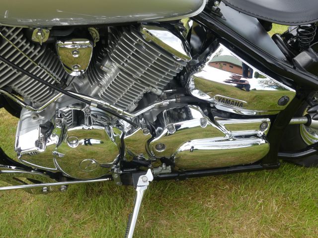 735919-18 Yamaha XVS 1100 -03