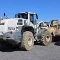 744870-8 Liebherr 580 Wheel loader 12127 h -2011 incl. bucket