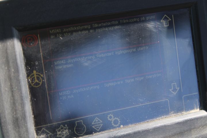 744870-15 Liebherr 580 Wheel loader 12127 h -2011 incl. bucket