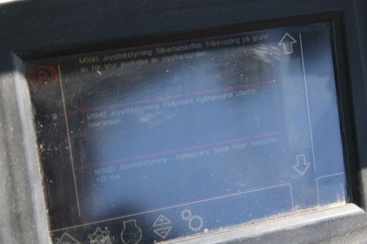 744870-16 Liebherr 580 Wheel loader 12127 h -2011 incl. bucket