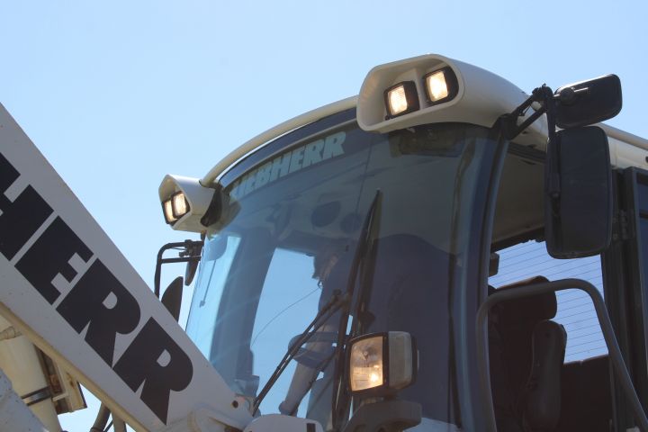 744870-36 Liebherr 580 Wheel loader 12127 h -2011 incl. bucket