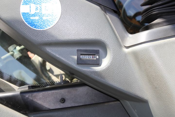 744870-38 Liebherr 580 Wheel loader 12127 h -2011 incl. bucket