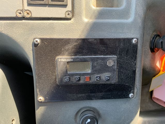 744870-40 Liebherr 580 Wheel loader 12127 h -2011 incl. bucket