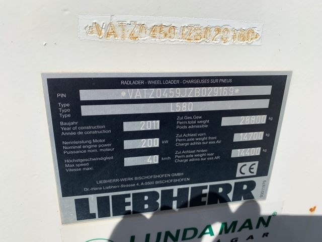 744870-43 Liebherr 580 Wheel loader 12127 h -2011 incl. bucket