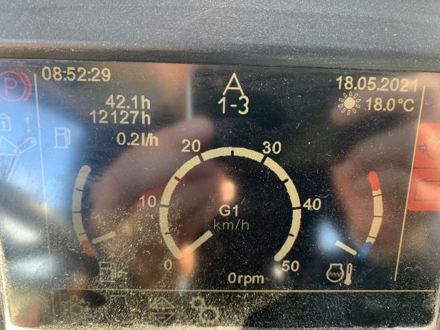 744870-55 Liebherr 580 Wheel loader 12127 h -2011 incl. bucket