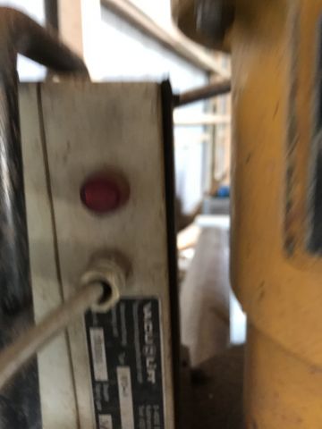 799123-9 Vaculift vacuum lifting clock