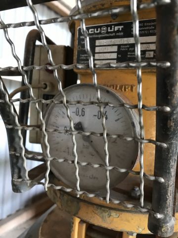 799123-10 Vaculift vacuum lifting clock