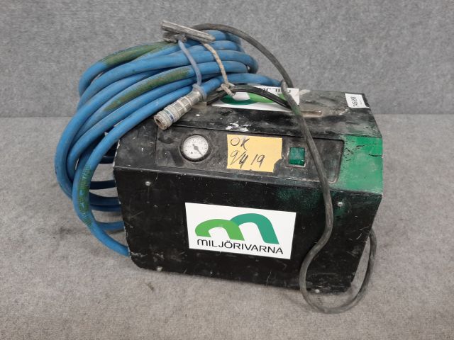 745698-1 Vacuum pump - Metzger