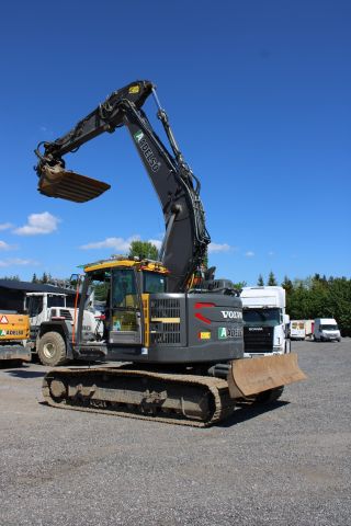 744868-44 Volvo Ecr 235E L incl. Accessories 5389h