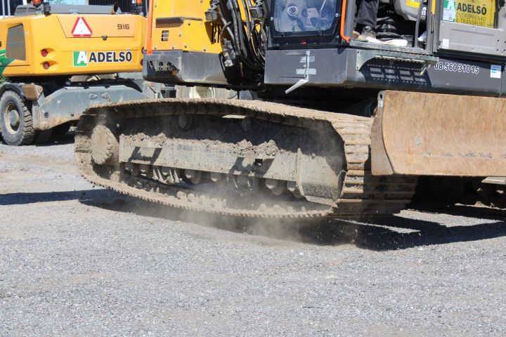 744868-48 Volvo Ecr 235E L incl. Accessories 5389h