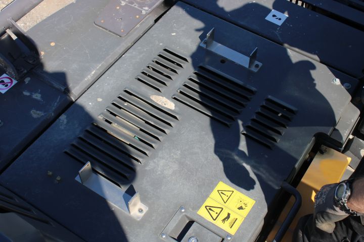 744868-81 Volvo Ecr 235E L incl. Accessories 5389h