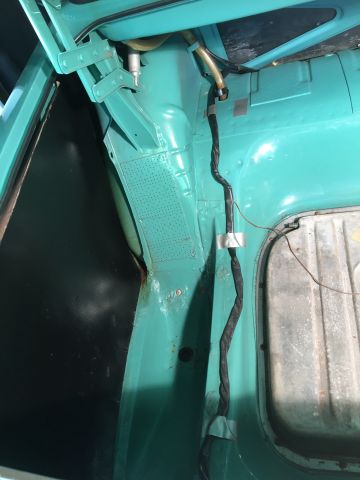 798381-16 VOLVO 142 -1973