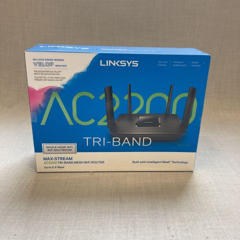 799886-2 Router Linksys MR8300-EU