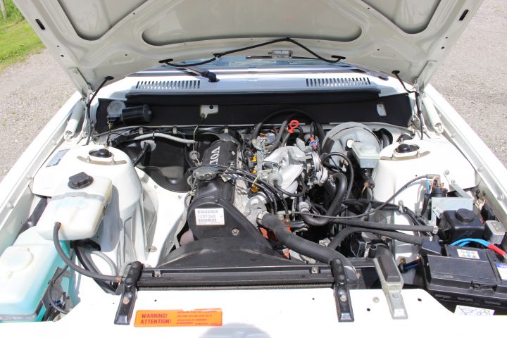 800126-9 Volvo 244 GL -1990