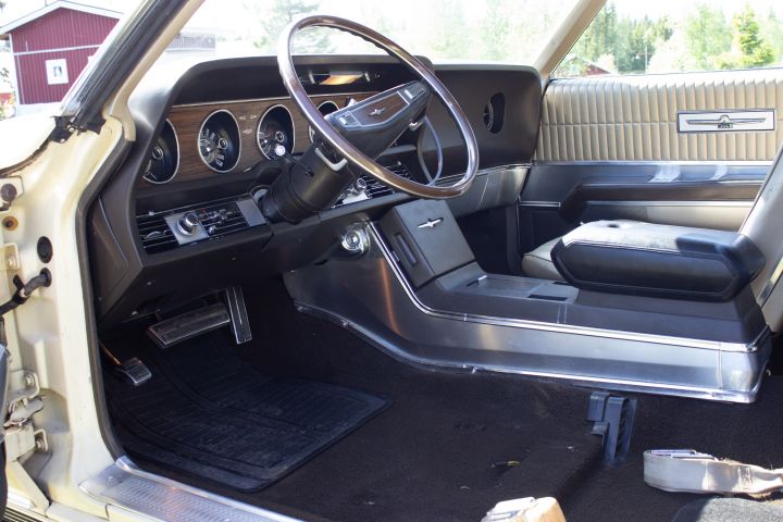 753165-12 Ford Thunderbird -1969