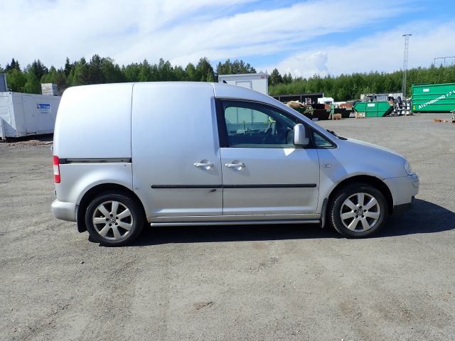 687518-6 Volkswagen Caddy -08, DYH589