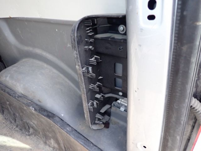 687518-65 Volkswagen Caddy -08, DYH589