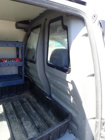 687518-73 Volkswagen Caddy -08, DYH589