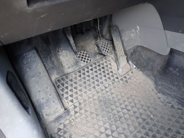 687518-81 Volkswagen Caddy -08, DYH589