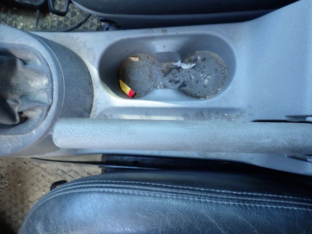 687518-86 Volkswagen Caddy -08, DYH589