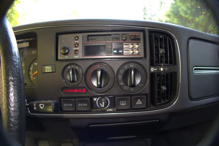 773210-10 Saab 900I -1988 - COLLECTOR'S OBJECT