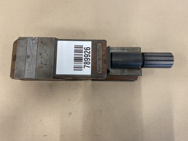 789926-2 Hydraulic machine vice Allmatic 125mm