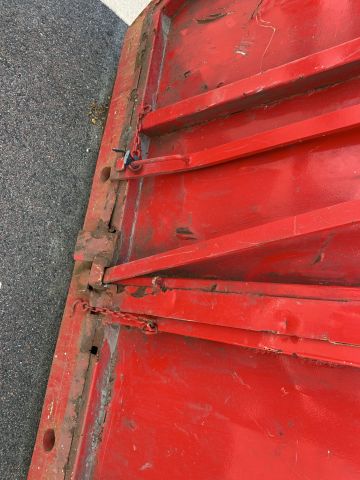 624483-8 Gearbox container