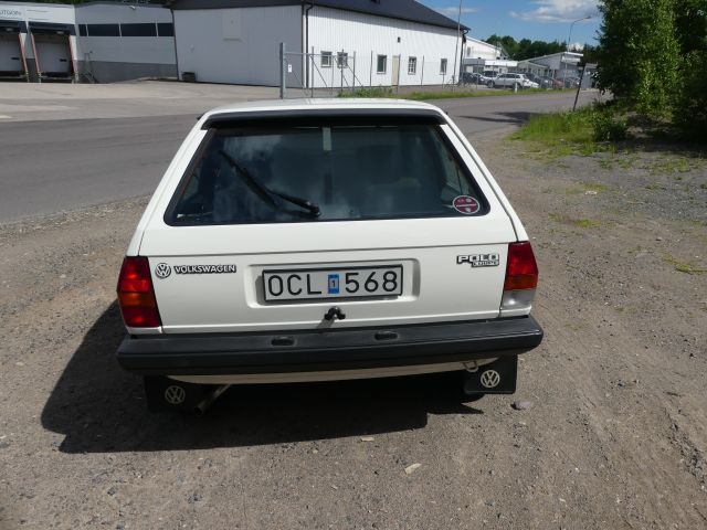 735939-4 Volkswagen Polo Coupé -1990