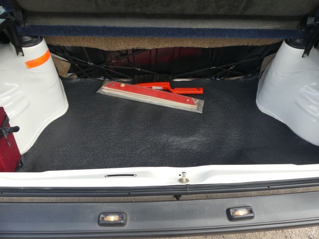 735939-14 Volkswagen Polo Coupé -1990