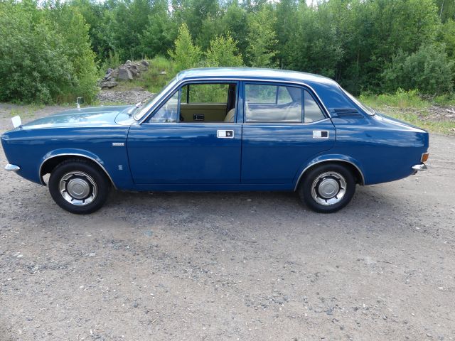 735940-2 Morris Marina -1972