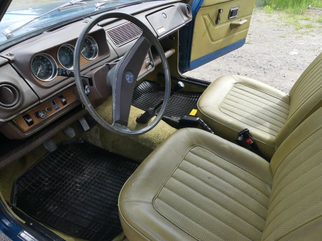 735940-19 Morris Marina -1972