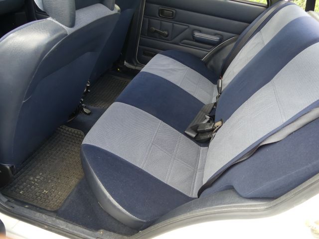 735943-11 Ford Escort 1.6 GL -1983