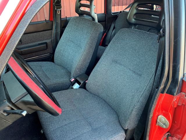 773201-3 Volvo 245-887 GL -1988