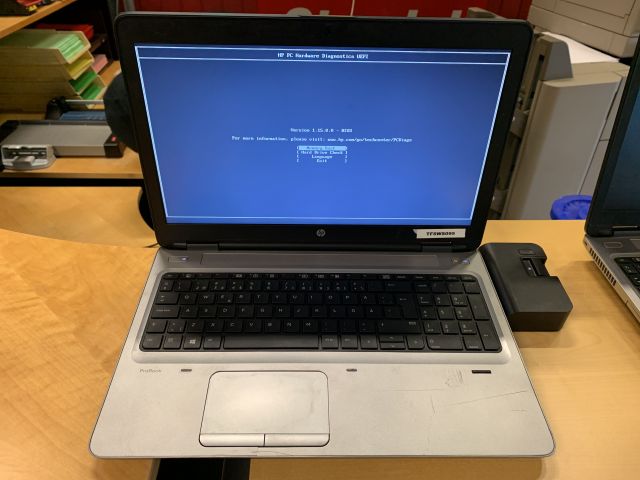 798576-1 Laptop HP ProBook 650 G2 with docking station