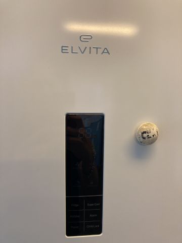 798558-2 Refrigerator Elvita