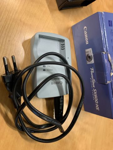 798586-5 Canon PowerShot SX600 HS Digital Camera