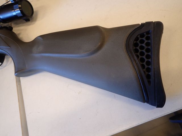 753183-3 Air rifle 5.5. Hatsan 125 Quattro Trigger with binocular sight.