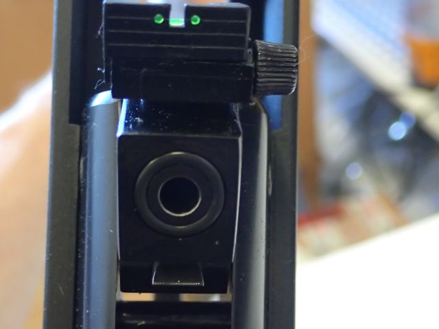 753184-20 Air rifle 5.5. Hatsan 125 Quattro Trigger with binocular sight.