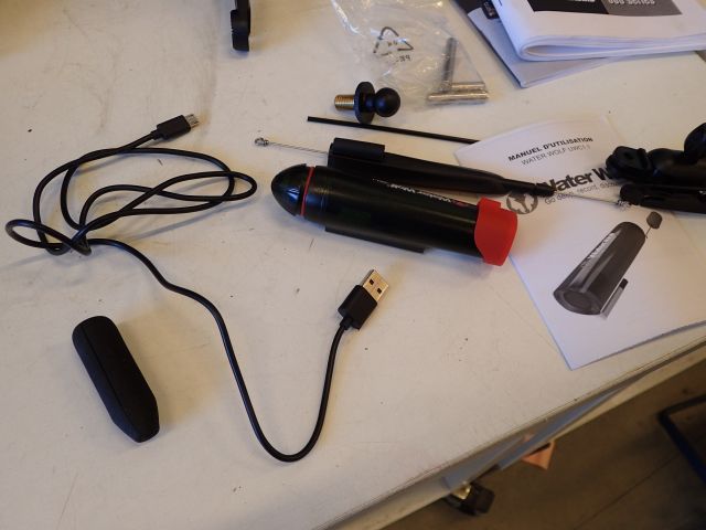 753186-11 Humminbird 386ci GPS fish finder with fish camera