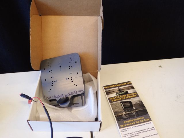 753186-17 Humminbird 386ci GPS fish finder with fish camera