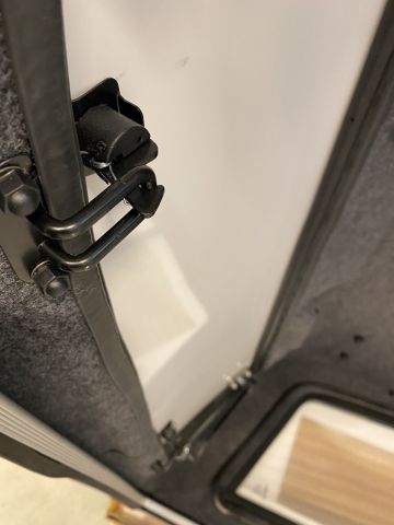 778860-7 Truckman S-Series Solid Double Doors Pure White Hilux MK8