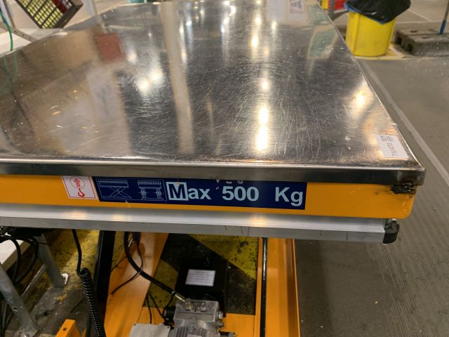 768470-2 Electric lifting table Silverstone 500kg -2020