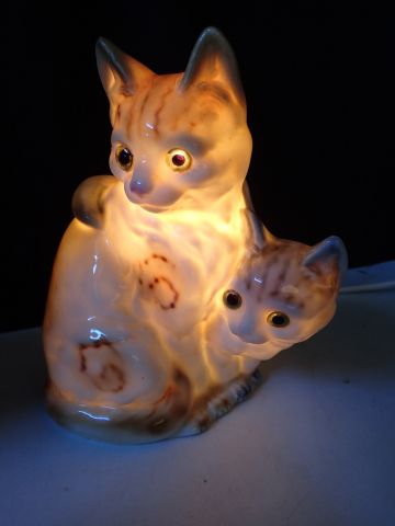 753192-3 Porcelain Figures & Animal Lamps