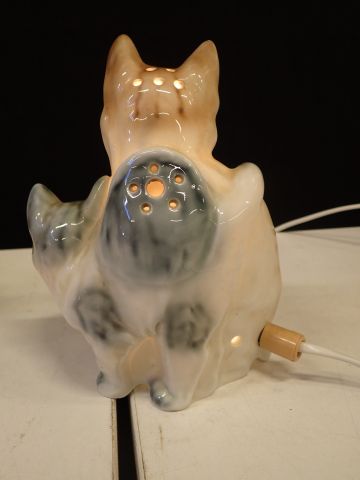 753192-6 Porcelain Figures & Animal Lamps