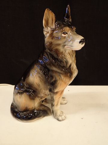 753192-10 Porcelain Figures & Animal Lamps